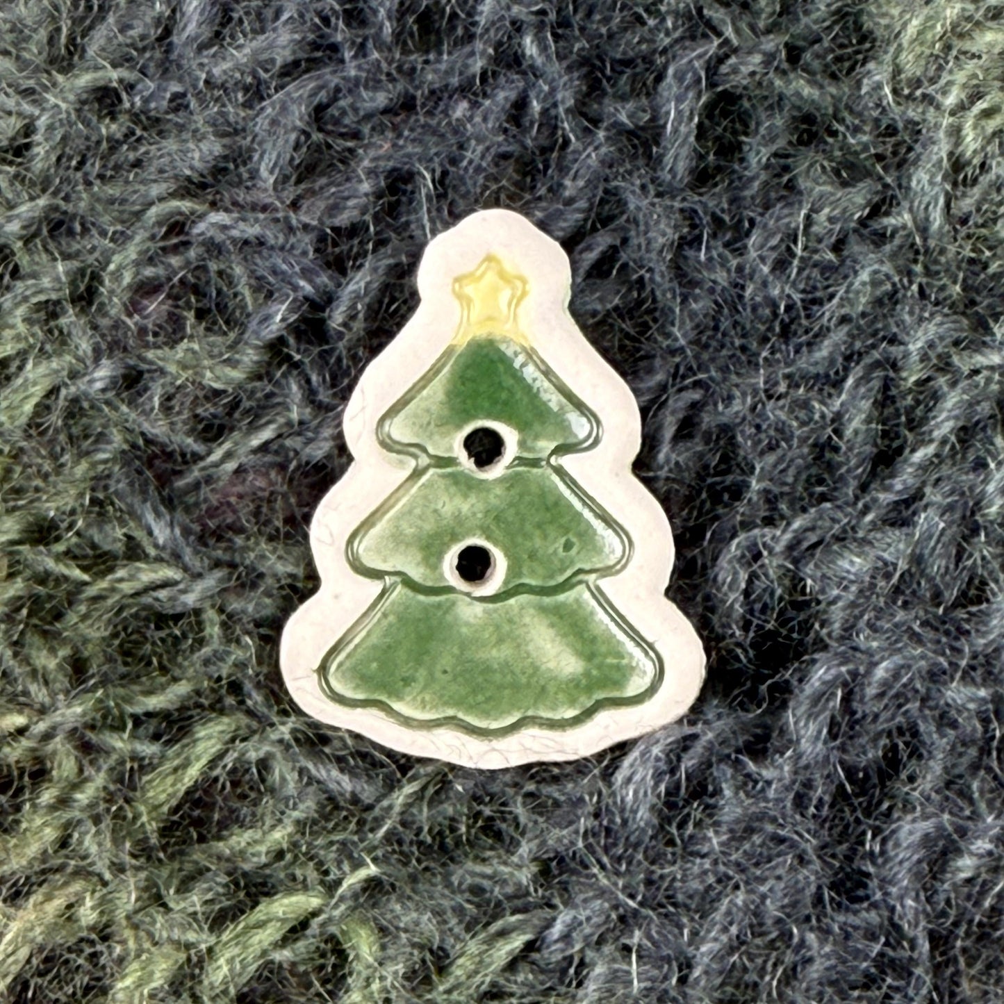 Evergreen Tree with Star Set of 3 Ceramic Buttons