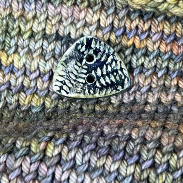 Woodland Fern Textured Triangular Ceramic Button