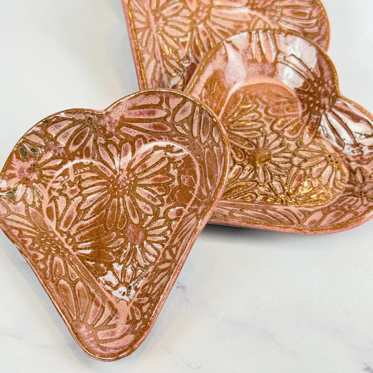 Red Ceramic Teabag Holder/Spoonrest with Daisy Pattern