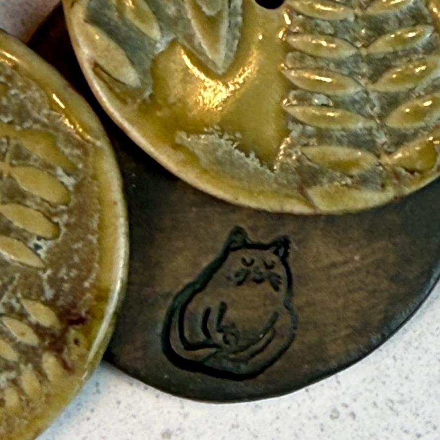 Large Spring Ferns with Green and Gold 2 Hole Round Buttons
