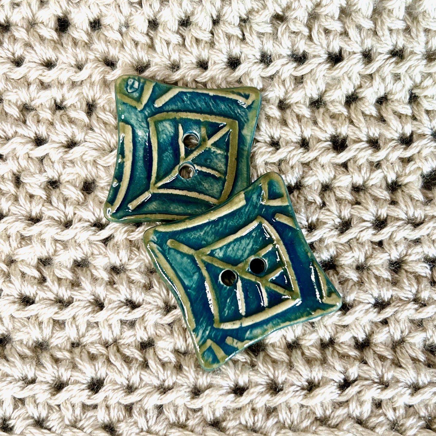 Square Green Button With Graphic Leaf Stamp 2 Holes