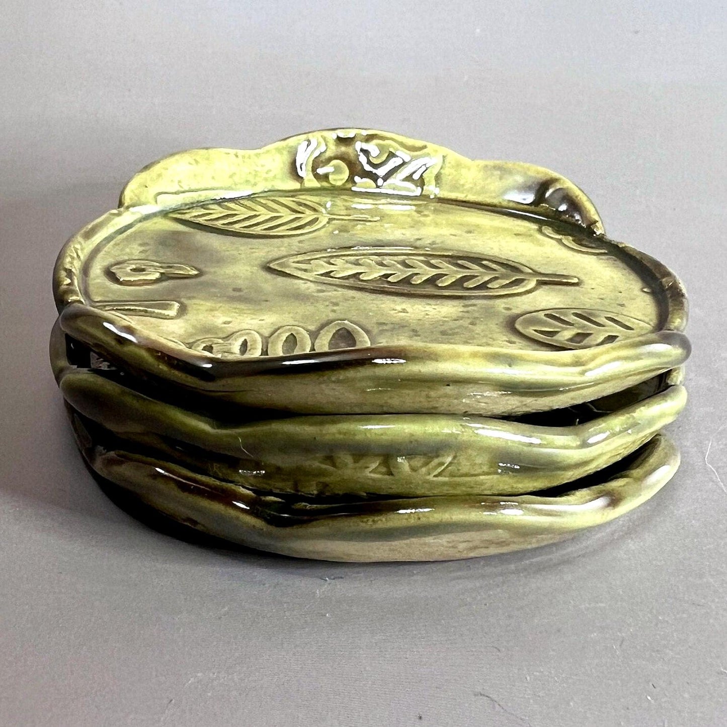 Avocado Green Tree Grove Patterned Stoneware Teabag Holder/ Spoon Rest