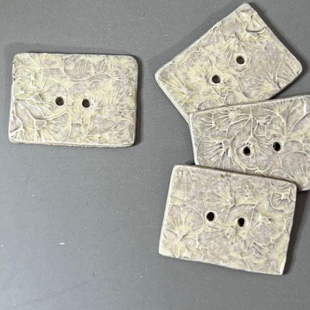 Ginkgo Leaf Textured Ceramic Button Sets