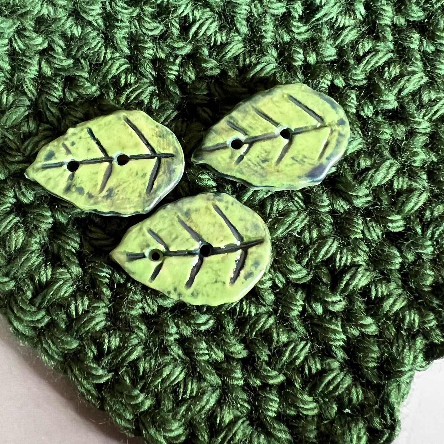 Leaf Shaped Ceramic Buttons Green with Dark Green Veins