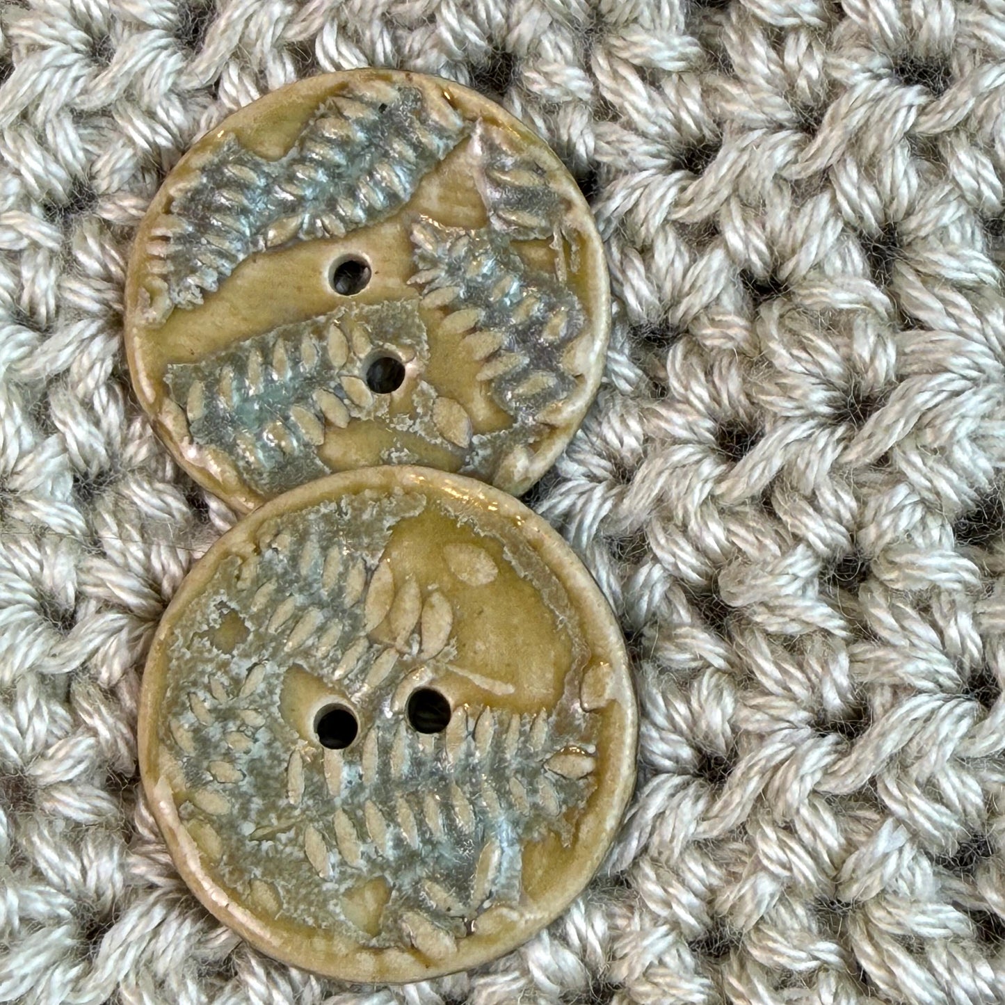 Small Spring Ferns with Green and Gold 2 Hole Round Buttons