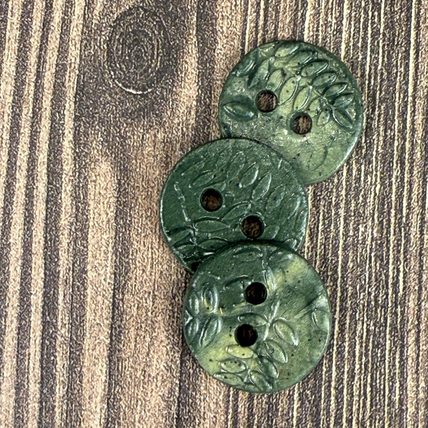 5 Tiny Green Porcelain Buttons with Fern Pattern