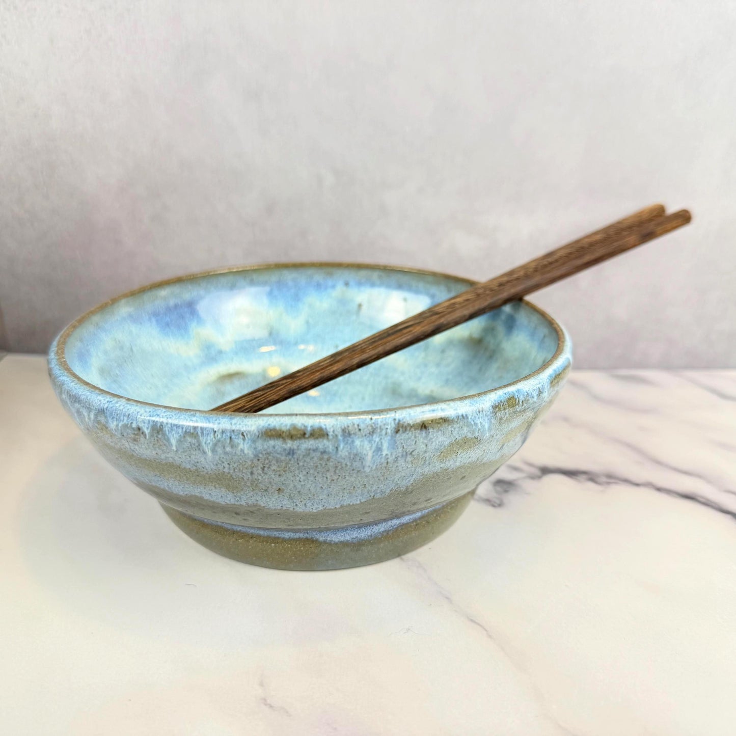 Blue and White Stoneware Serving Bowl/Noodle Bowl
