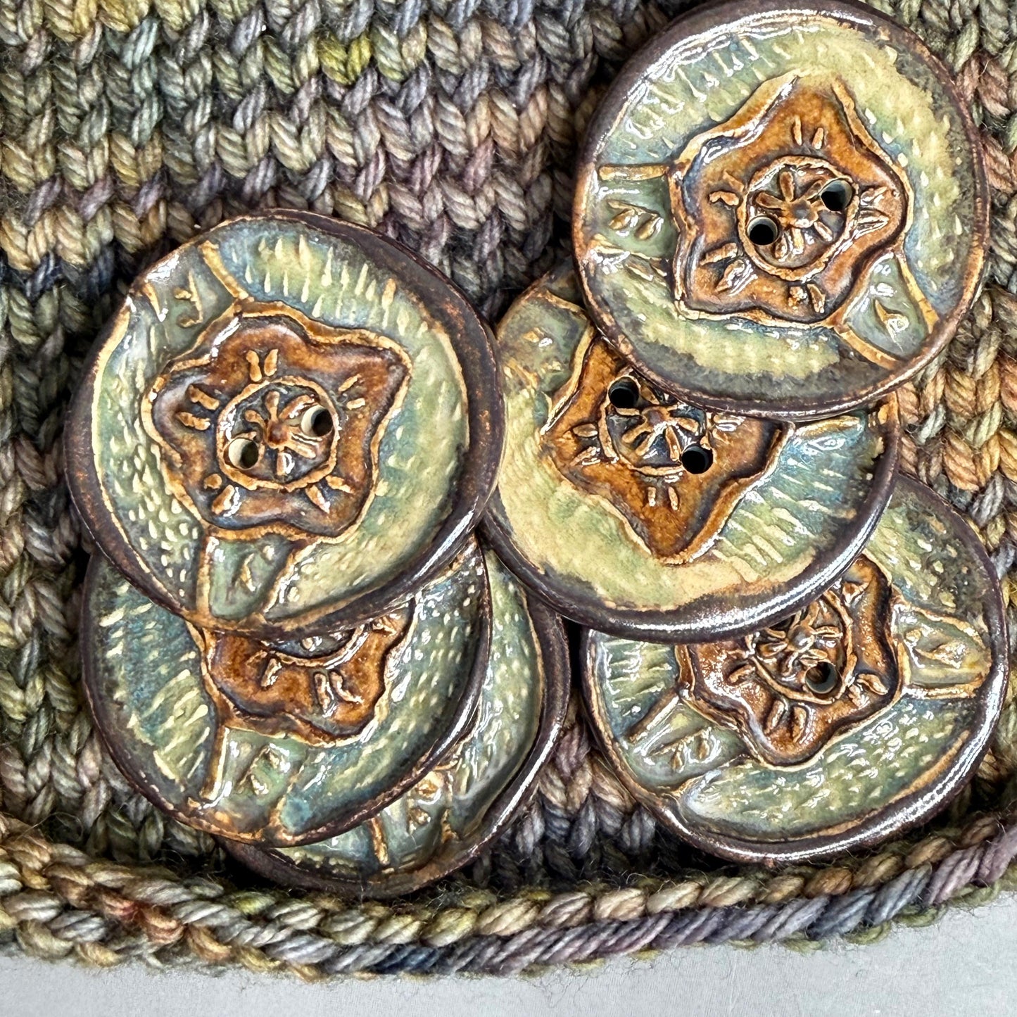Flower and Leaf Textured Button Blue/Green/Brown