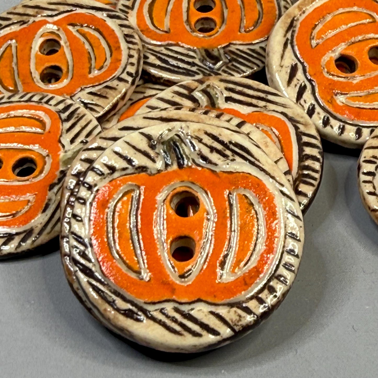 Carved Pumpkin 2 Hole Ceramic Button