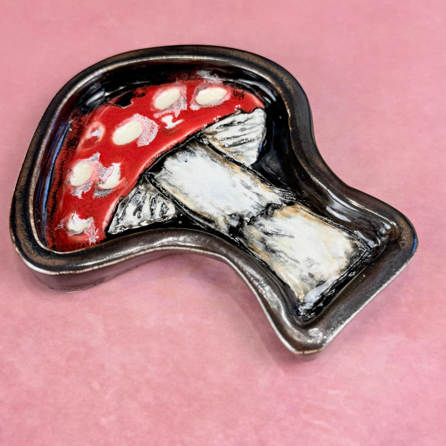 Small Red and White Mushroom Trinket Dish/Spoon Rest