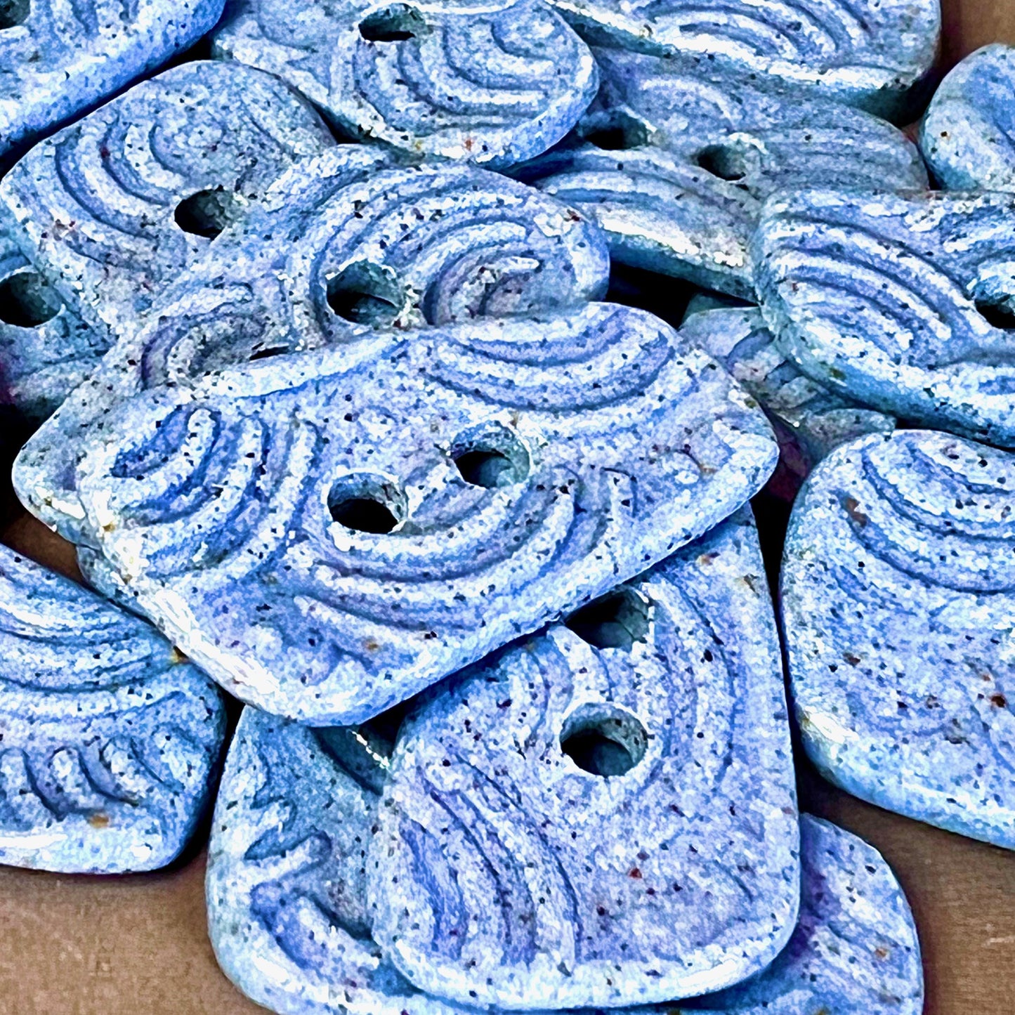 3 Blue Porcelain Wave Patterned Triangular Buttons