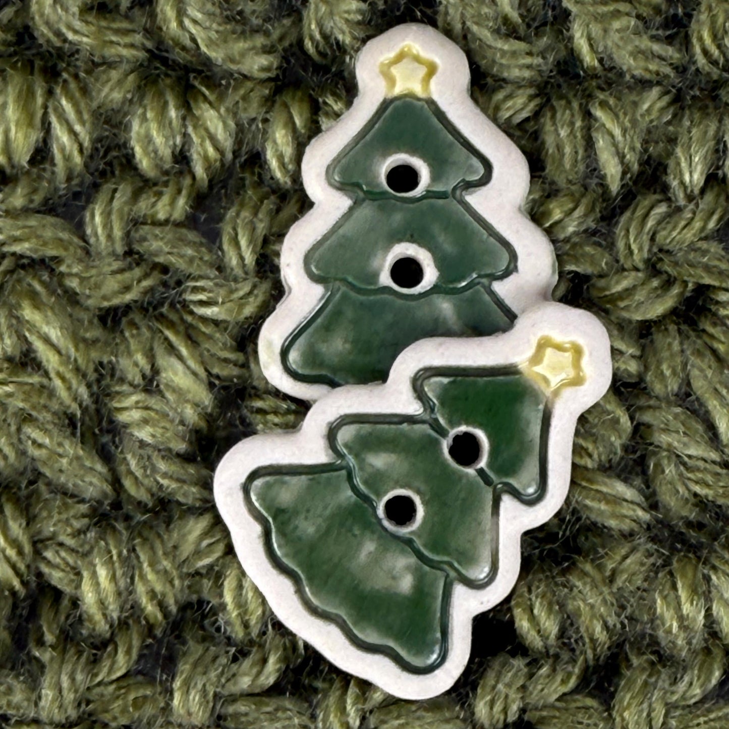 Evergreen Tree with Star Set of 3 Ceramic Buttons