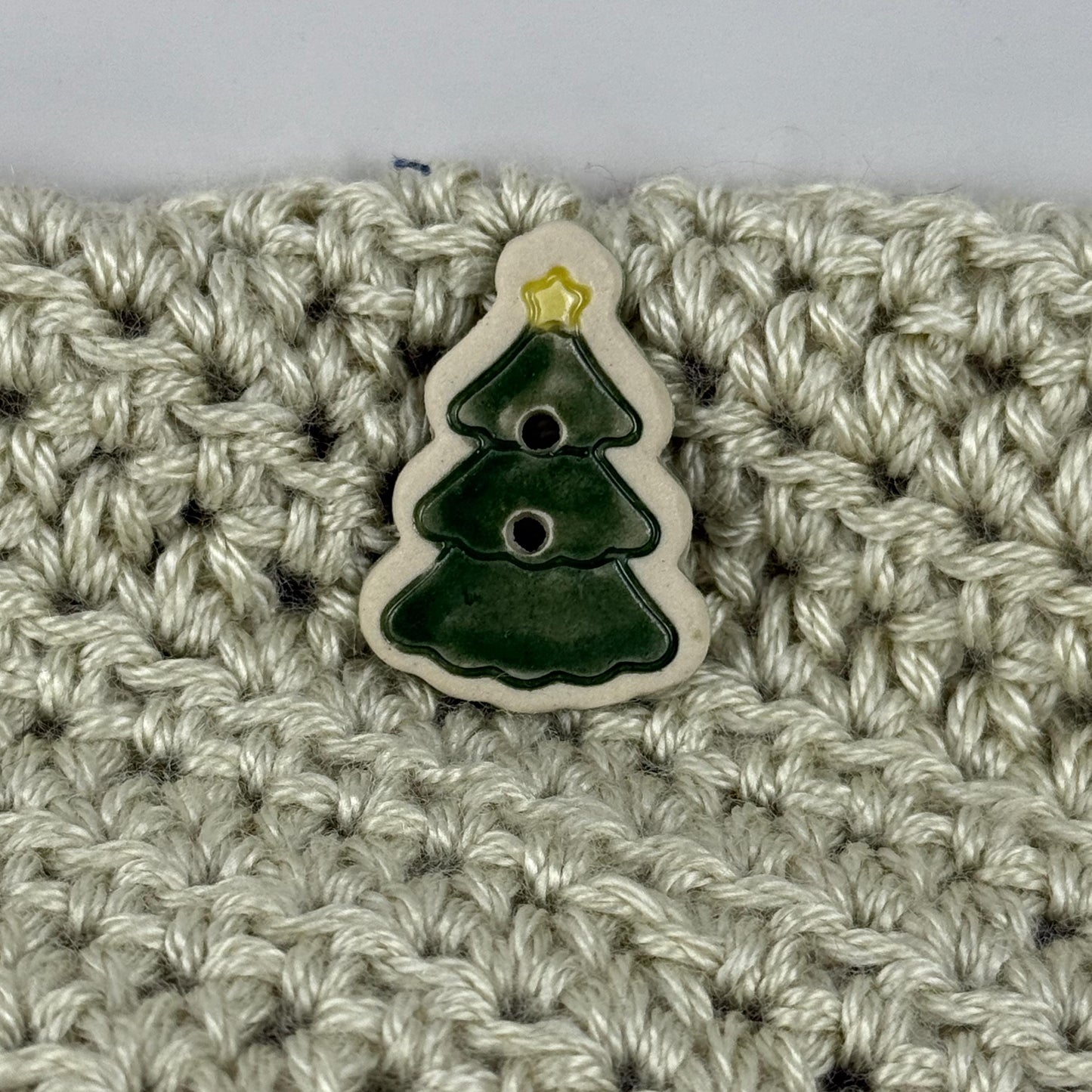 Evergreen Tree with Star Set of 3 Ceramic Buttons
