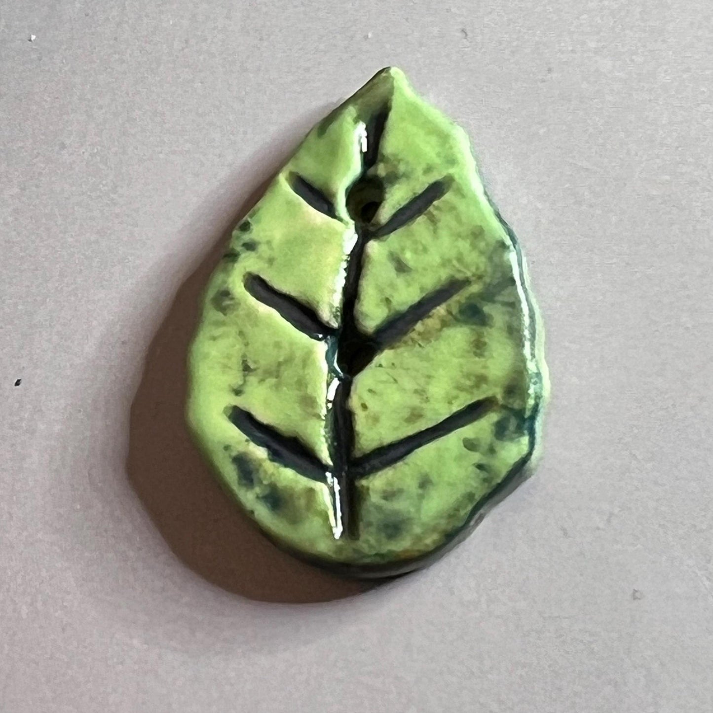 Leaf Shaped Ceramic Buttons Green with Dark Green Veins