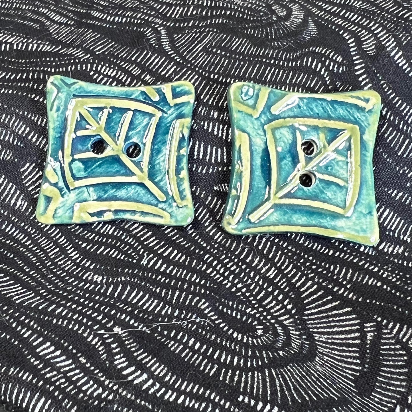 Square Green Button With Graphic Leaf Stamp 2 Holes