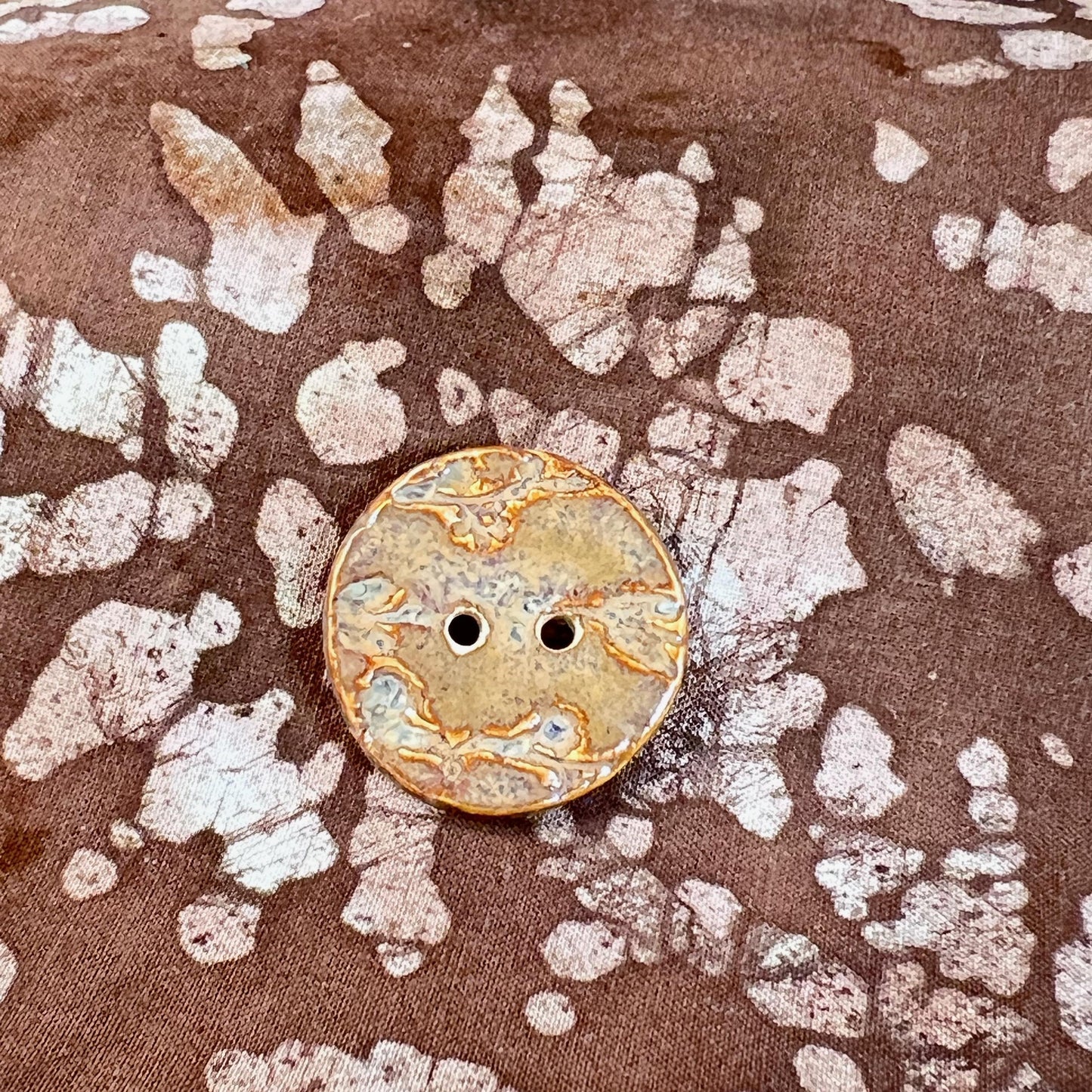 Set of 3 Brown Round Ceramic Buttons with 2 Holes