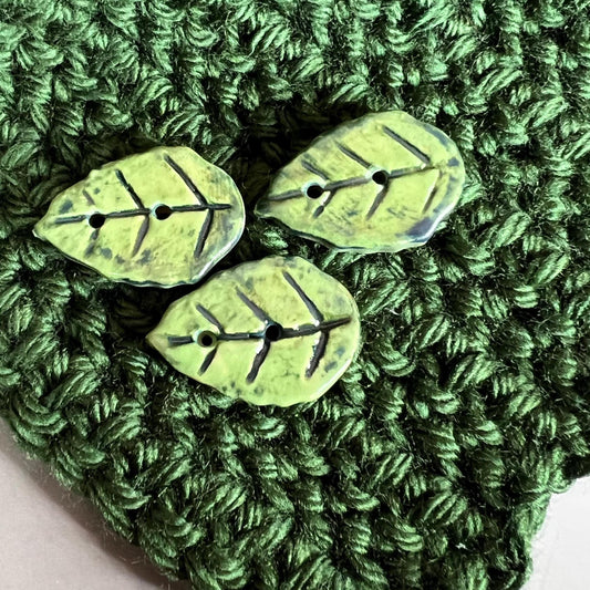 Leaf Shaped Ceramic Buttons Green with Dark Green Veins