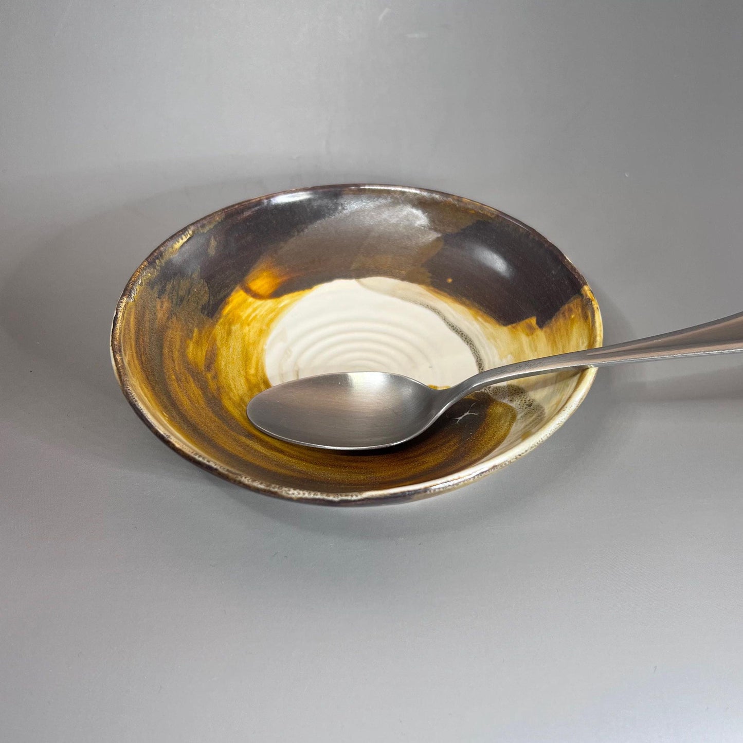 Shallow White with Copper Dish