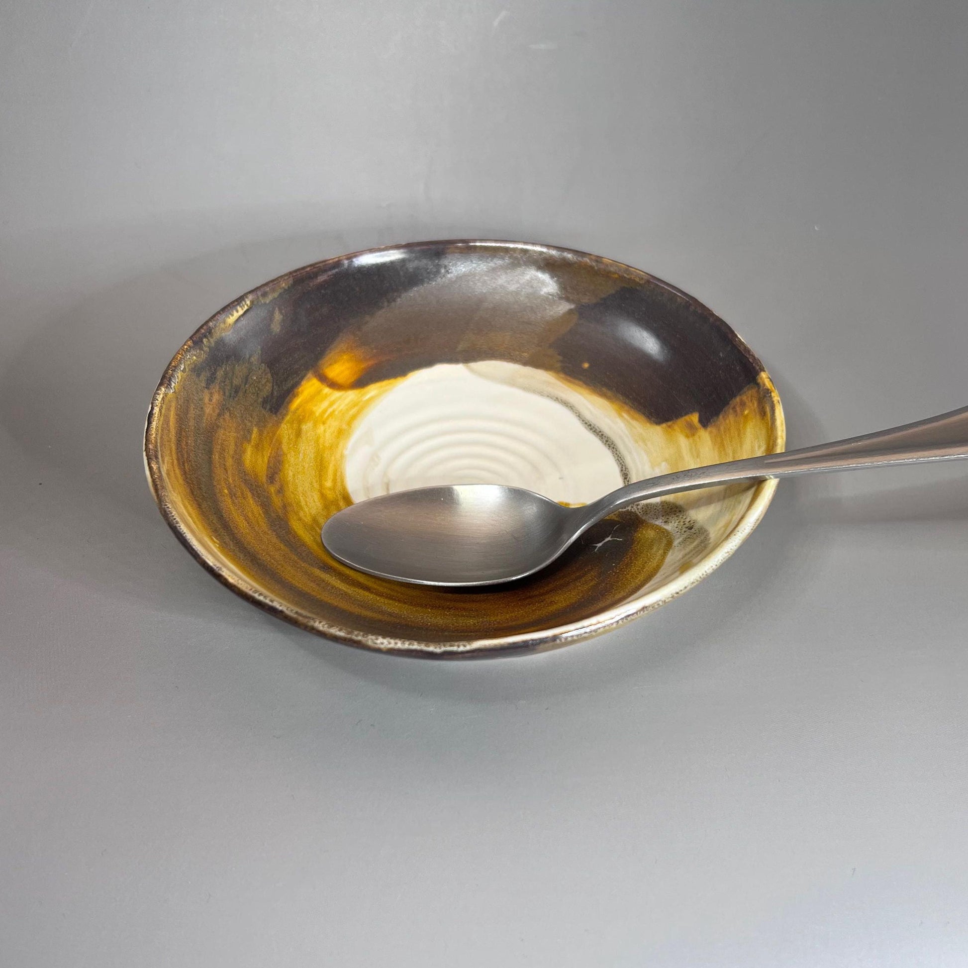 Shallow White with Copper Dish