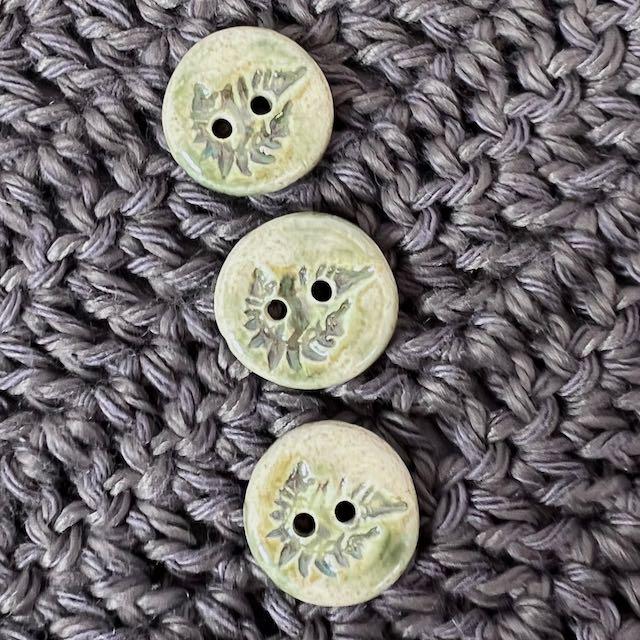 Small Round Fern Ceramic Buttons