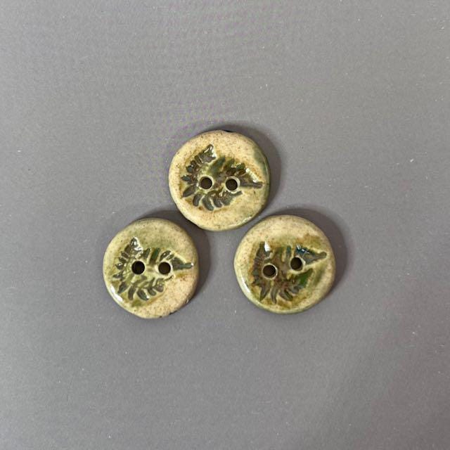 Small Round Fern Ceramic Buttons