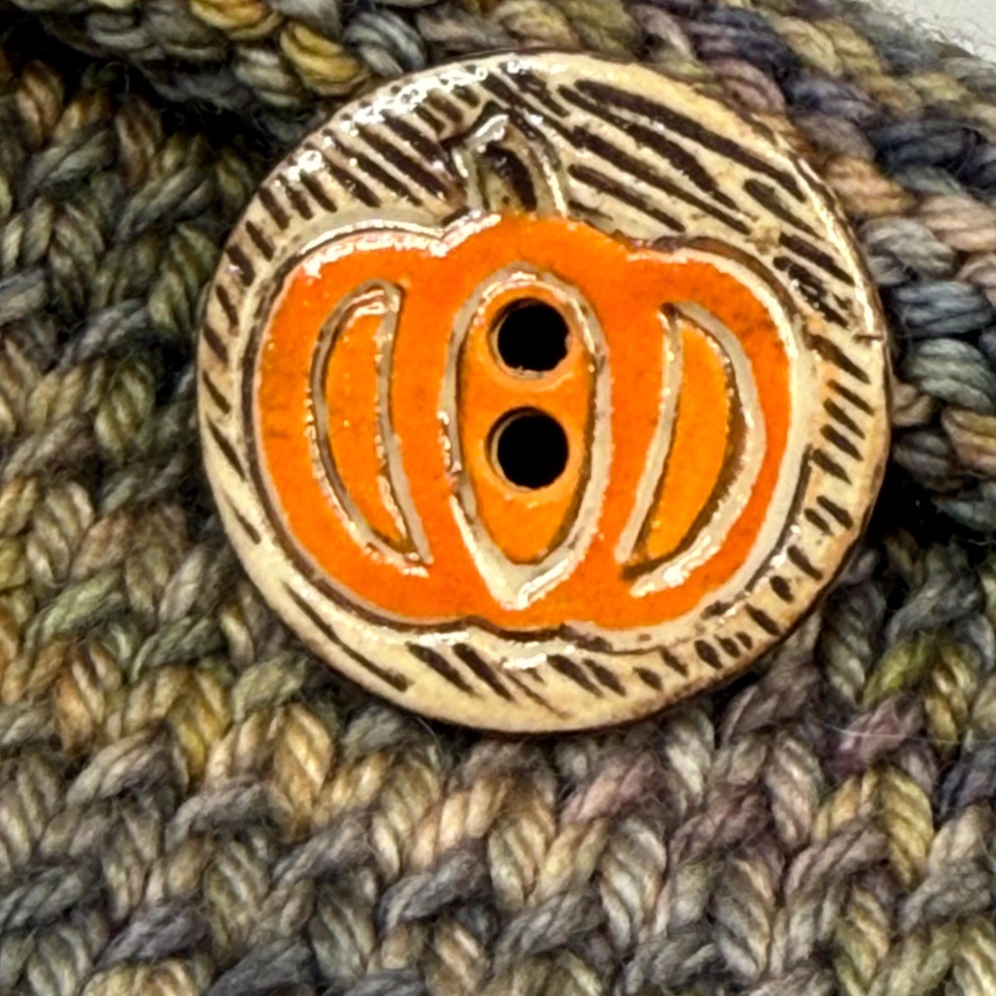Carved Pumpkin 2 Hole Ceramic Button