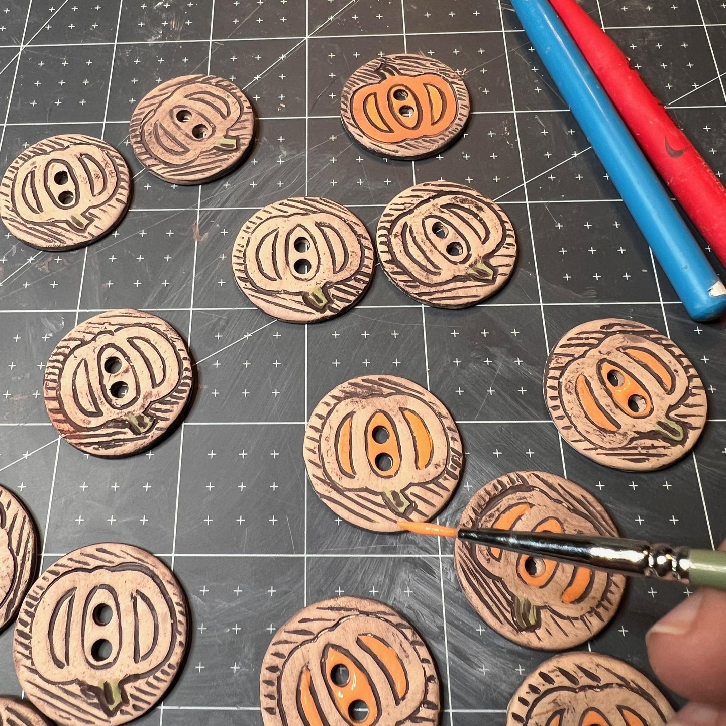 Carved Pumpkin 2 Hole Ceramic Button