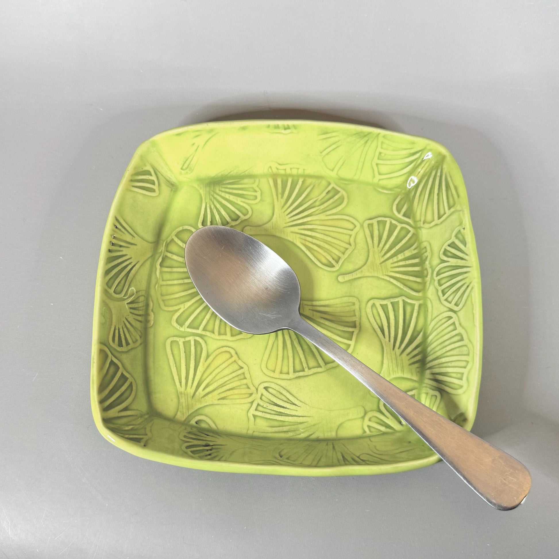 Bright Green Ginkgo Patterned Small Plate
