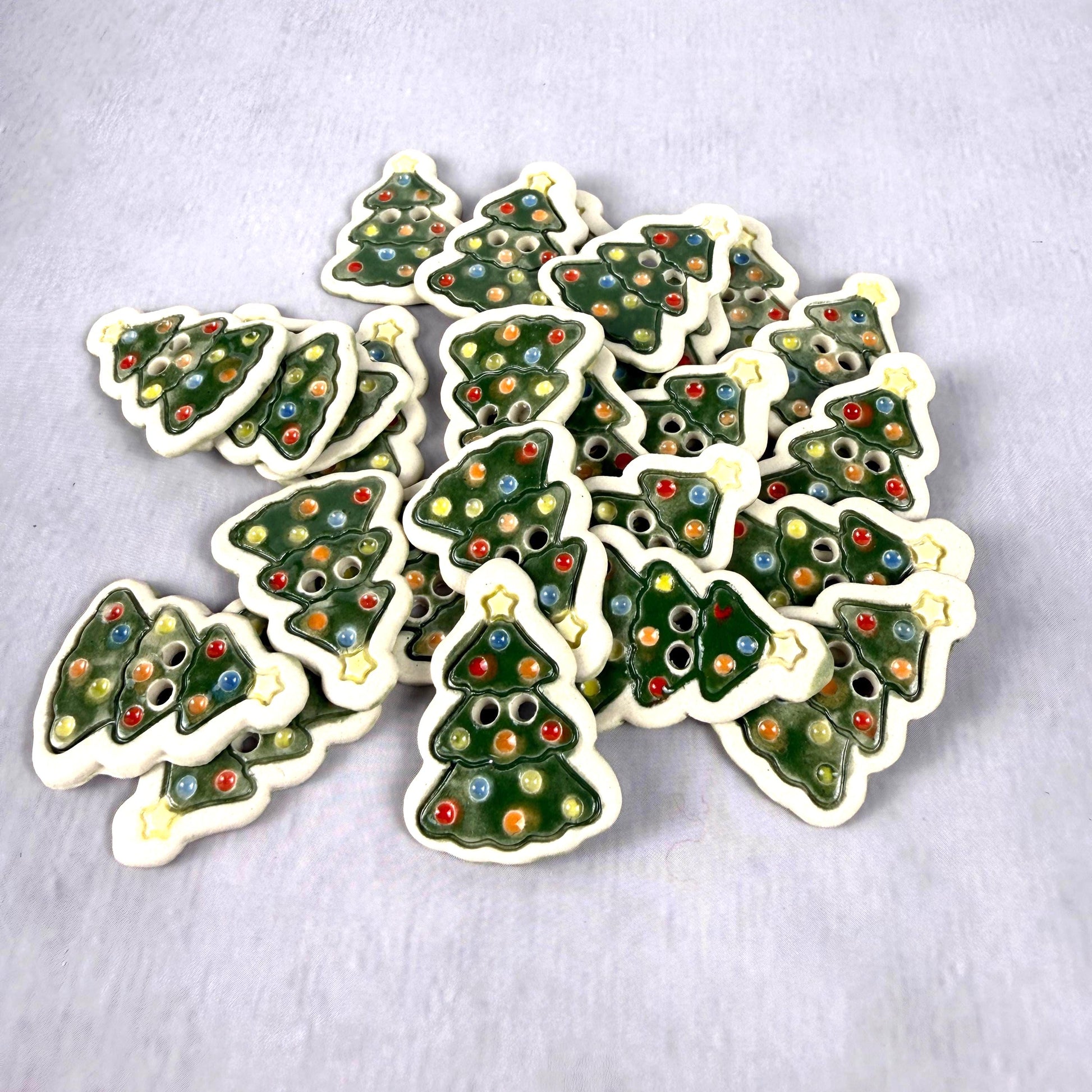 Set of 5 Christmas Tree with Decorations Ceramic Buttons