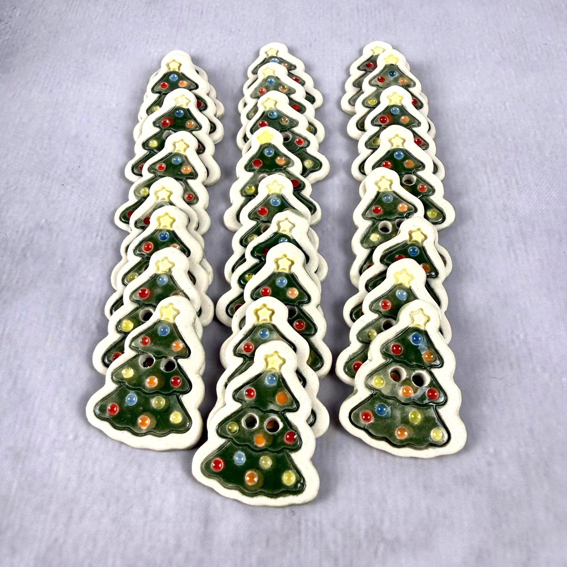 Set of 5 Christmas Tree with Decorations Ceramic Buttons