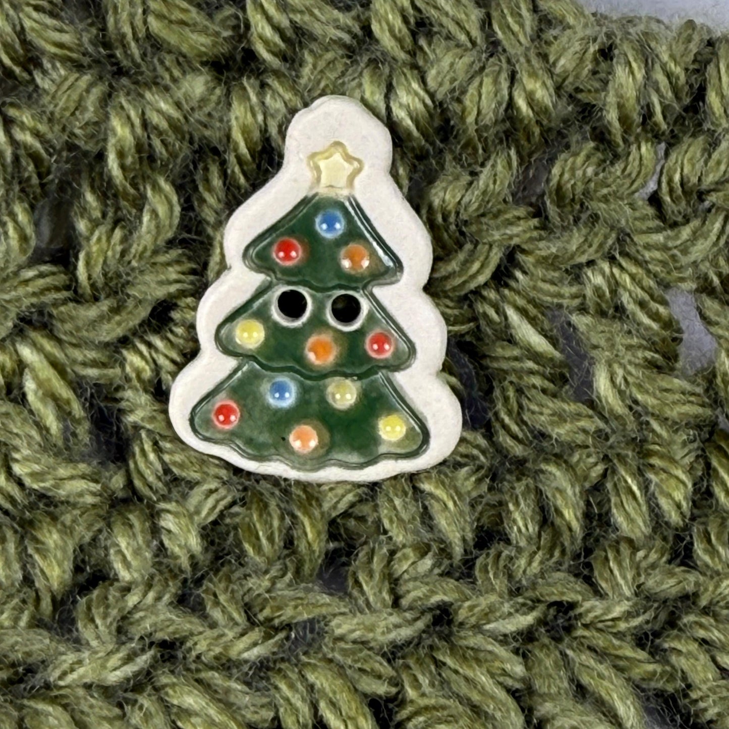 Set of 5 Christmas Tree with Decorations Ceramic Buttons