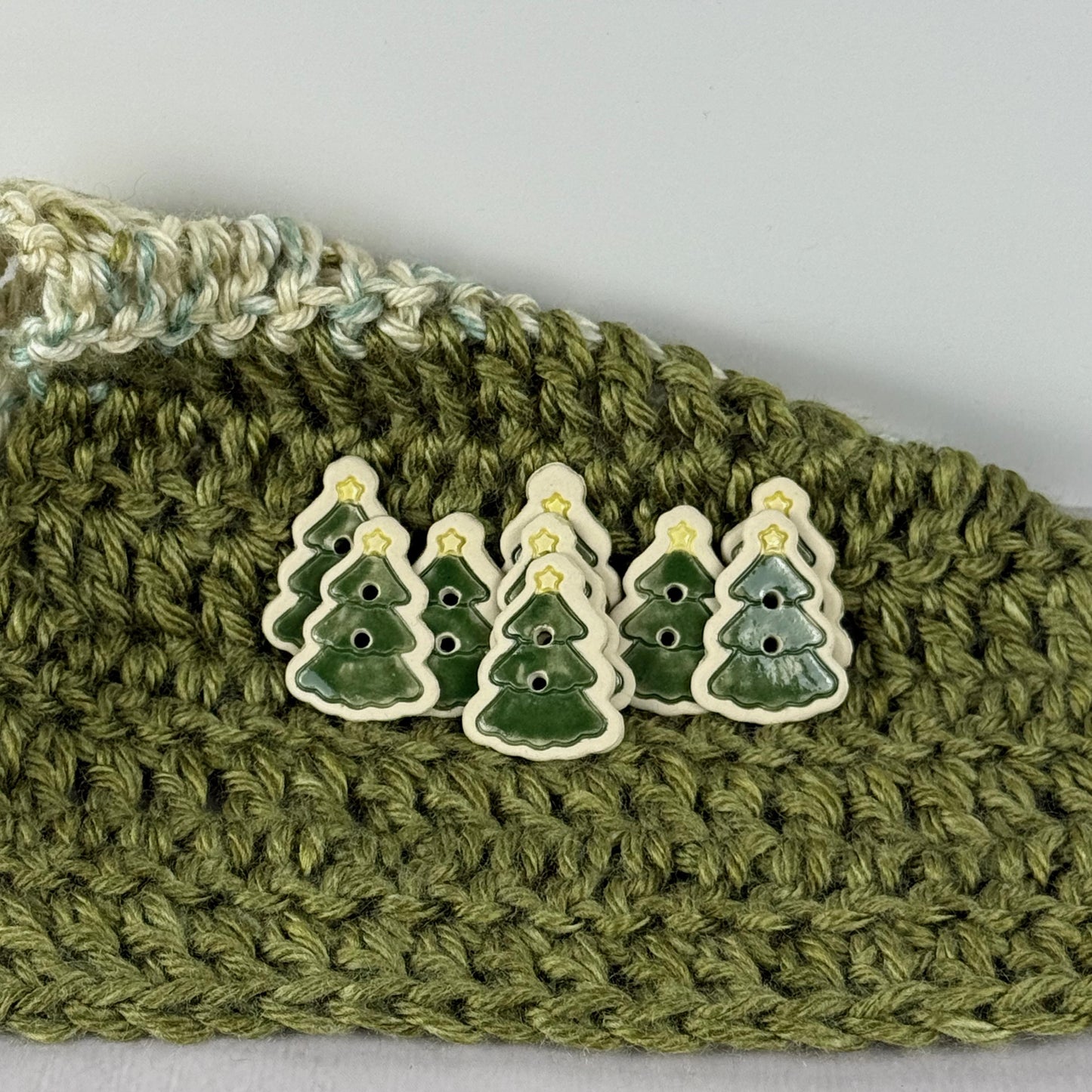 Evergreen Tree with Star Set of 3 Ceramic Buttons