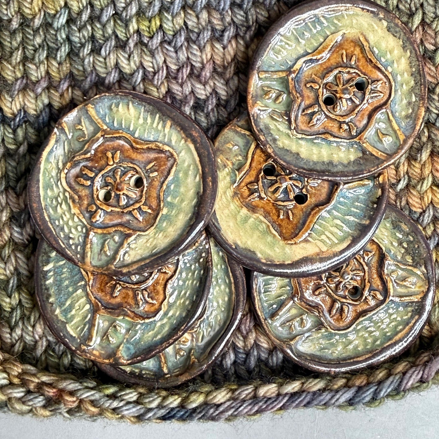 Flower and Leaf Textured Button Blue/Green/Brown
