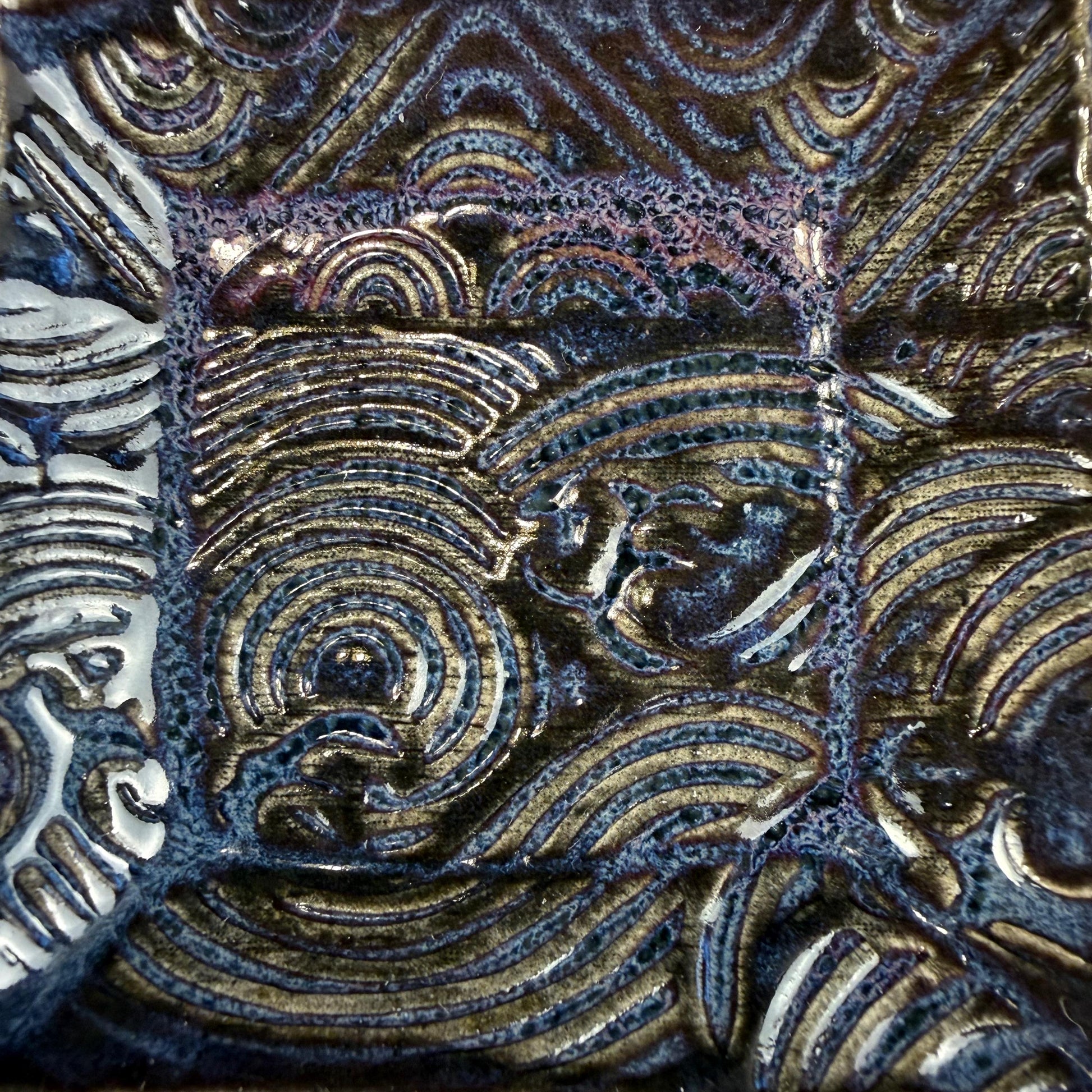 Dark Blue and Purple Wave Patterned Teabag Holder and Spoon Rest