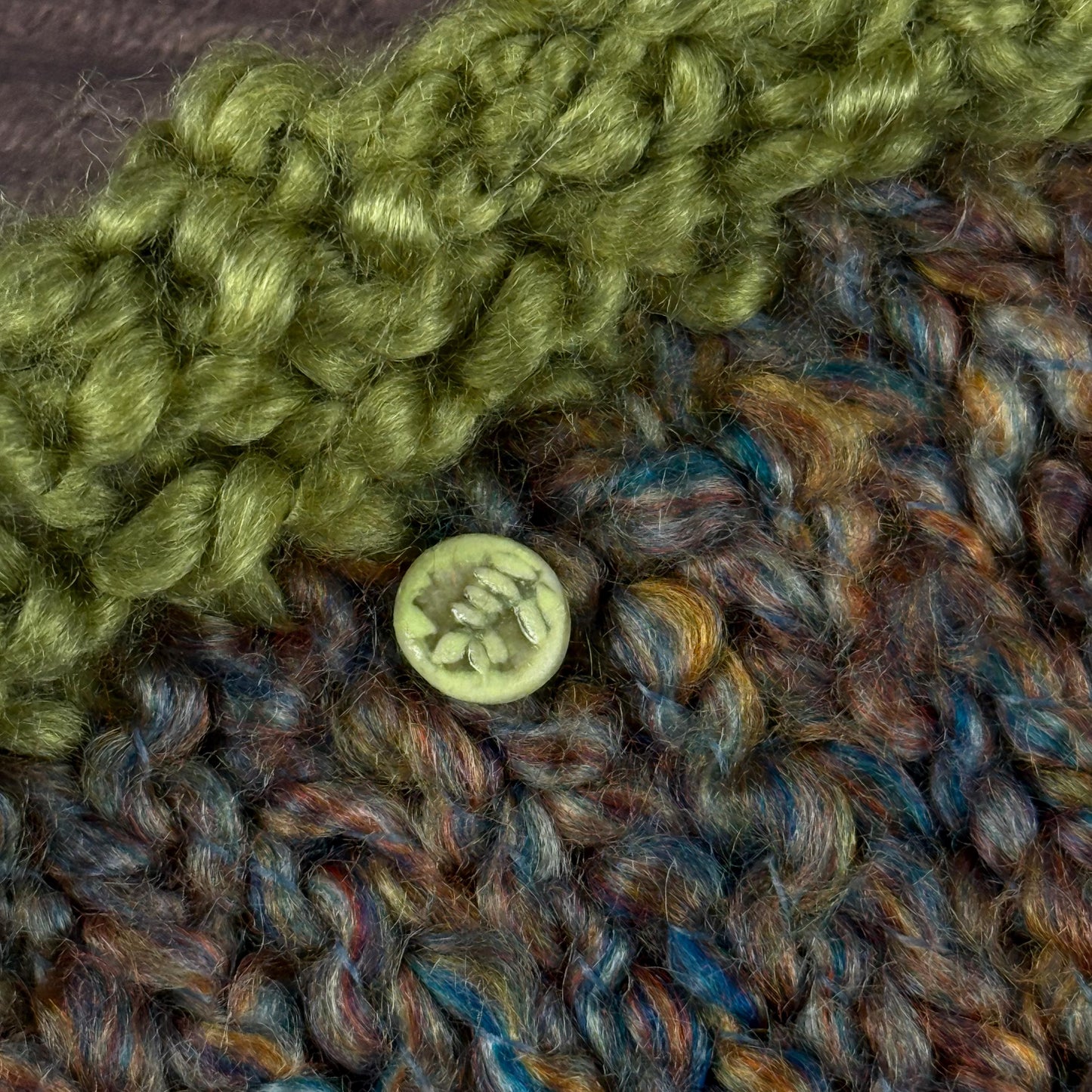 Decorative Tiny Green Fern Ceramic Buttons