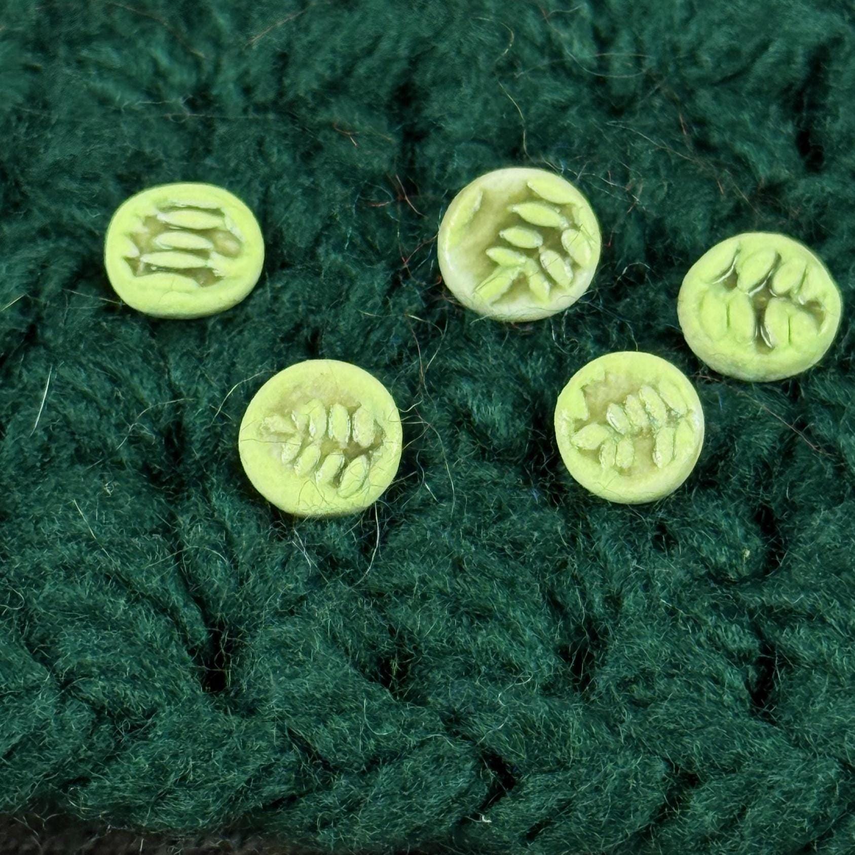 Decorative Tiny Green Fern Ceramic Buttons