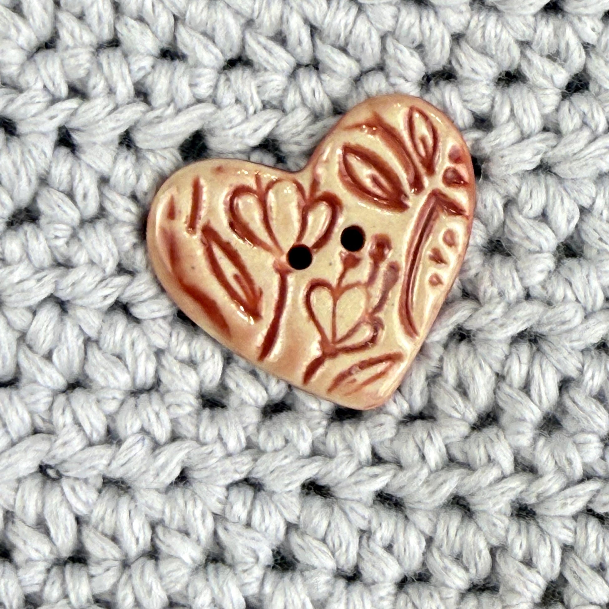 Red and Pale Pink Floral Patterned Heart Ceramic Button
