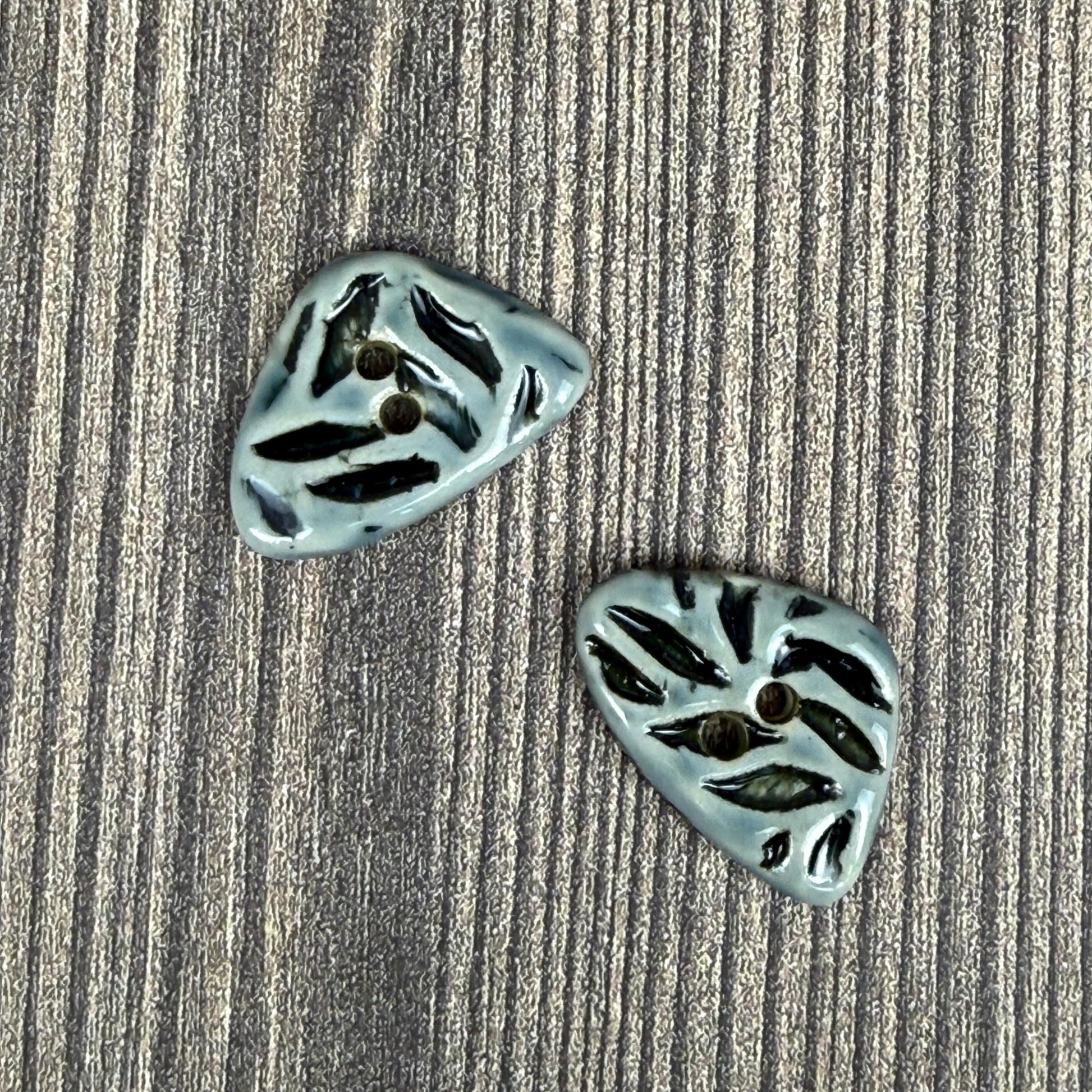 Small Triangular Shaped Buttons in Light Sage with Dark Sage Leaf Pattern
