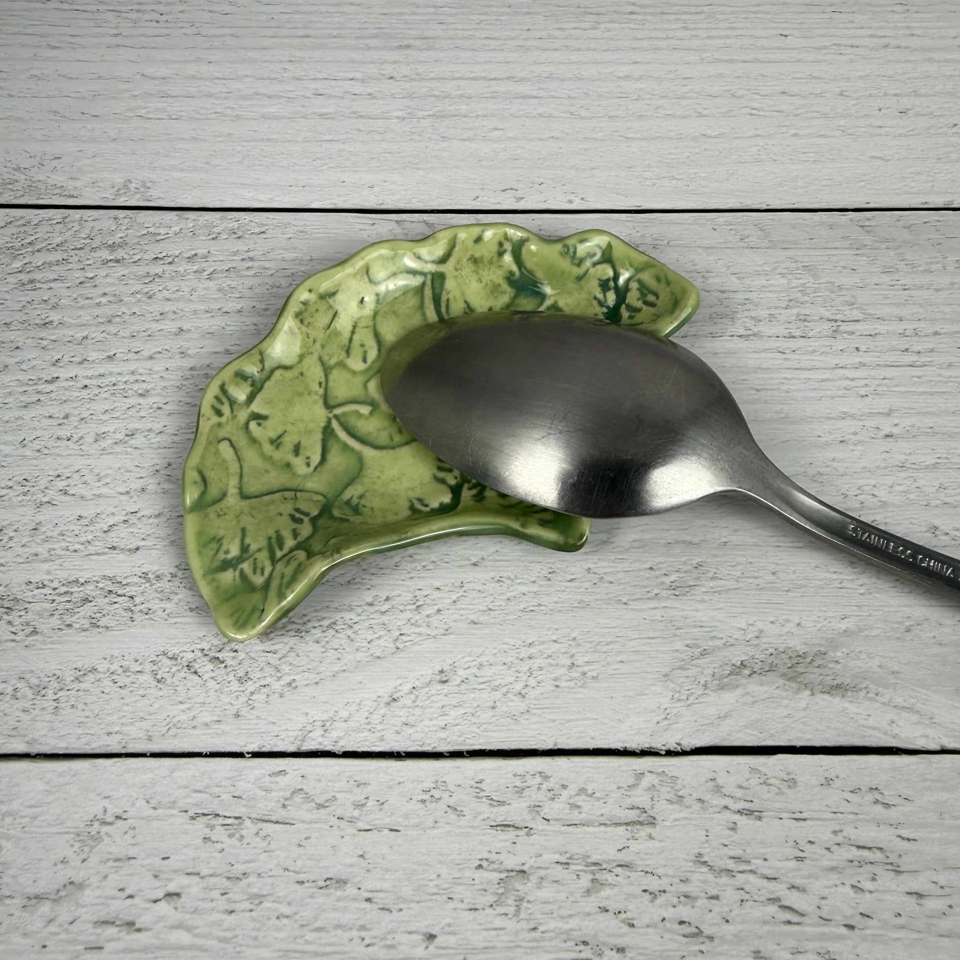 Small Ginkgo Teabag Holder/Spoon Rest