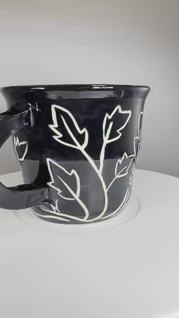 Graphic Flower Black Mug